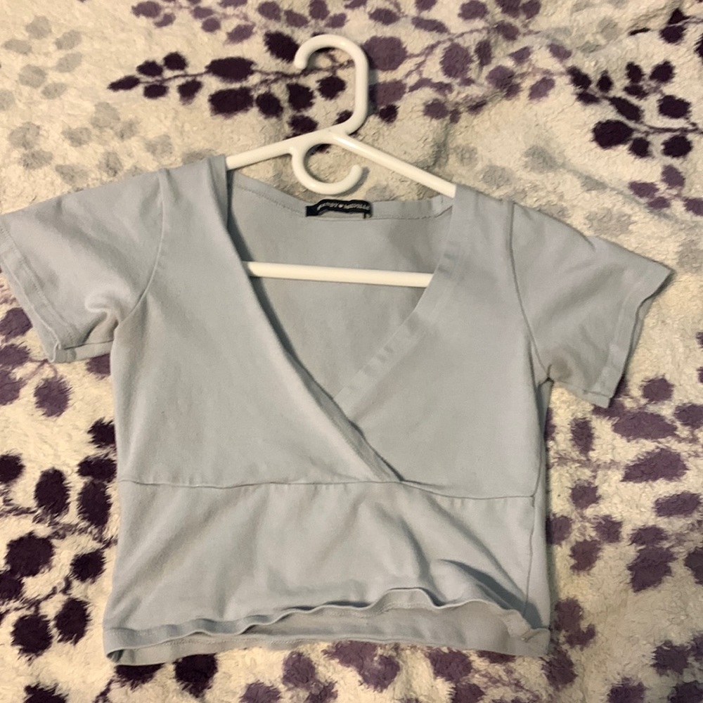 short sleeve brandy shirt. worn a few times